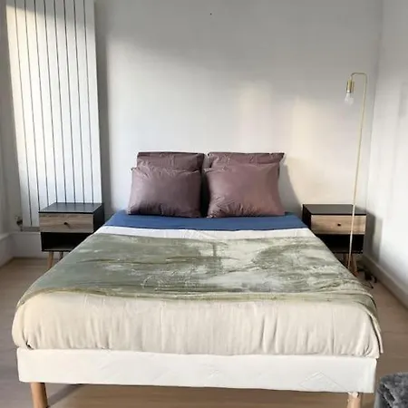 15 Min To Paris 1 Min From Subway Apartment *