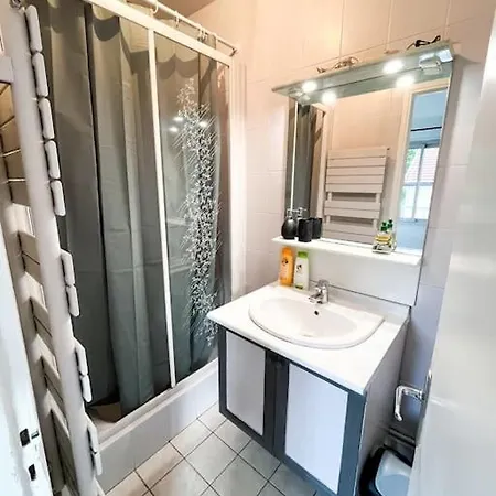 15 Min To Paris 1 Min From Subway *